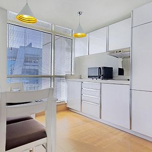 Deluxe King Studio